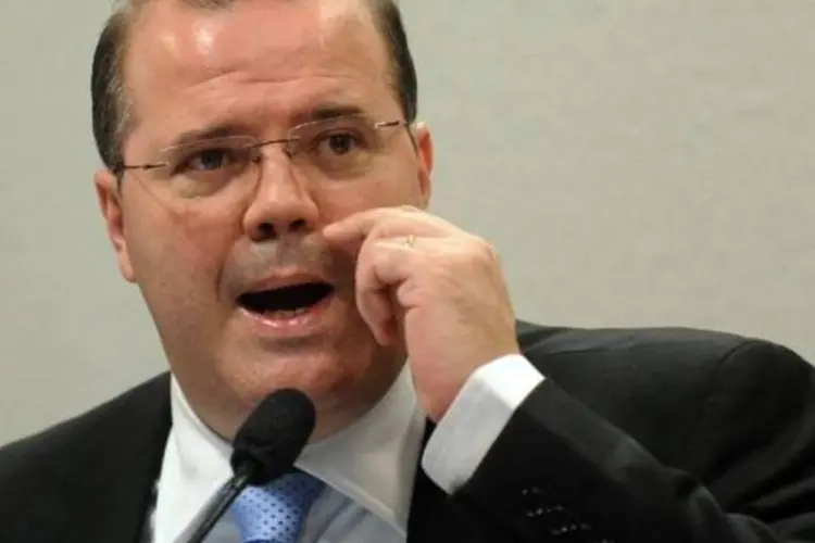 O presidente do Banco Central, Alexandre Tombini, afirmou que está comprometido em trazer a inflação para o centro da meta em 2012 (Wilson Dias/ABr)