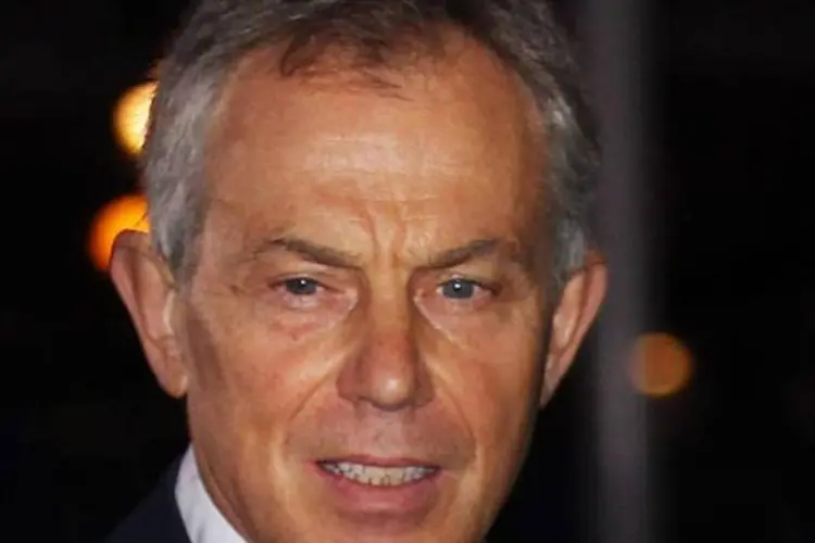 Sunday Telegraph afirma que os documentos mostram que as viagens de Blair em 2008 e 2009 aconteceram a partir de Serra Leoa em um avião cedido pelo próprio Kadhafi (Peter Macdiarmid/Getty Images)