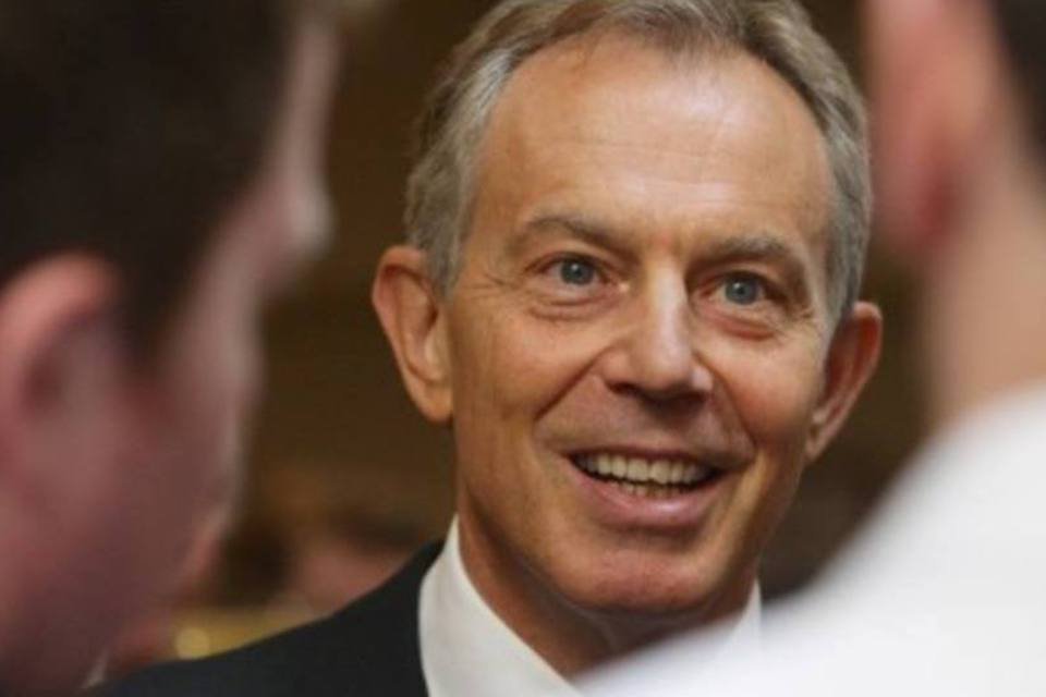 Tony Blair oferece serviços financeiros para milionários