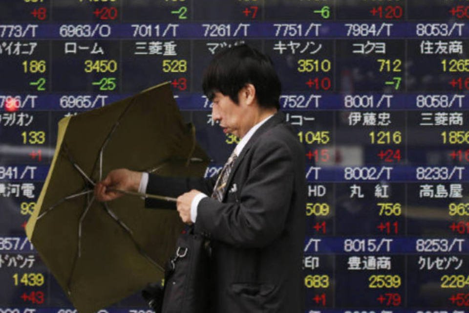 Bolsa de Tóquio fecha em alta