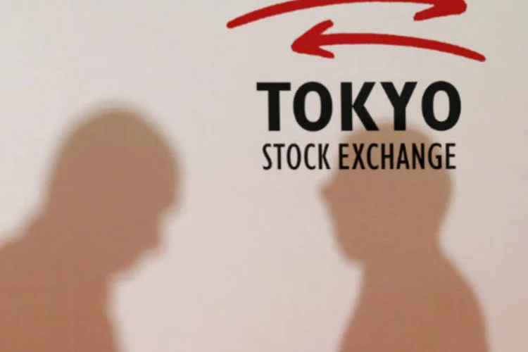 
	Bolsa de T&oacute;quio: o &iacute;ndice Nikkei perdeu 1.143,28 pontos, ou 7,3%, para fechar em 14.483,98, ap&oacute;s alta de 1,6% na sess&atilde;o anterior
 (Kim Kyung-Hoon/Reuters)