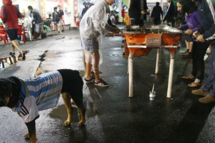 Argentinos em acampamento improvisado no Rio de Janeiro (Mario Tama/Getty Images)