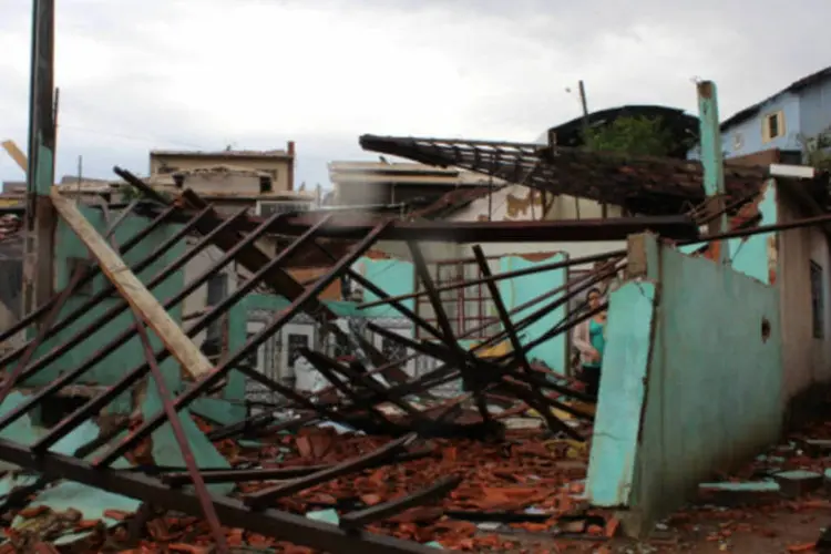 
	Taquarituba sofre com tornado: desde o tornado, que destruiu parte da cidade, 28 ind&uacute;strias ainda est&atilde;o sem funcionar ou operam parcialmente
 (Divulgação/Prefeitura de Taquarituba)