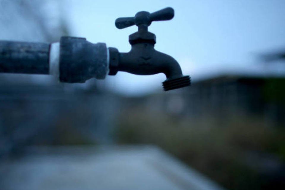 1/3 das pessoas ganhou acesso à água e saneamento desde 1990