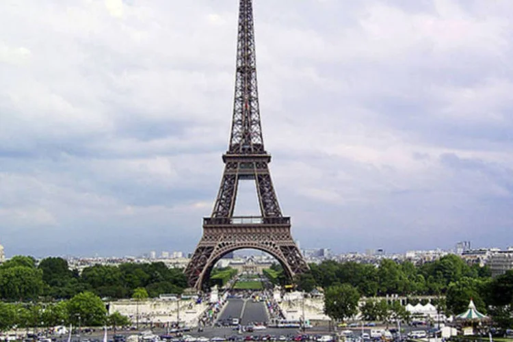 O CAC-40 iniciou o pregão desta quarta-feira aos 2.931,44 pontos (Wikimedia Commons)