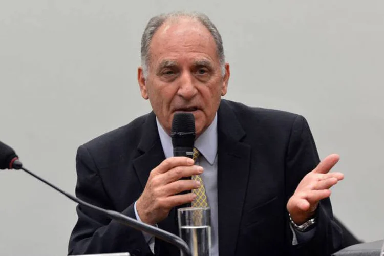 O diretor da TOV, Marco Antonio Rodota Stefano, na CPI da Petrobras em agosto de 2015 (Wilson Dias/Agência Brasil)