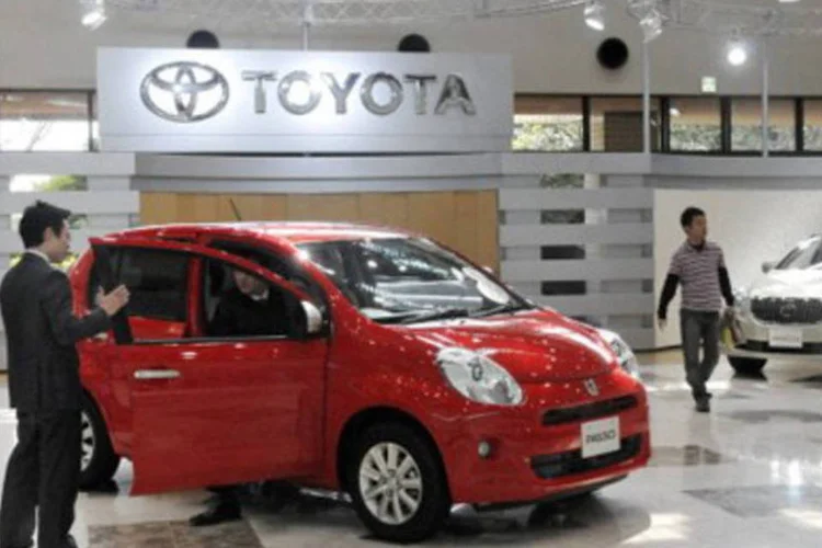 Concessionária da Toyota no Japão: vendas da empresa foram expressivas apesar da crise dos recalls (.)