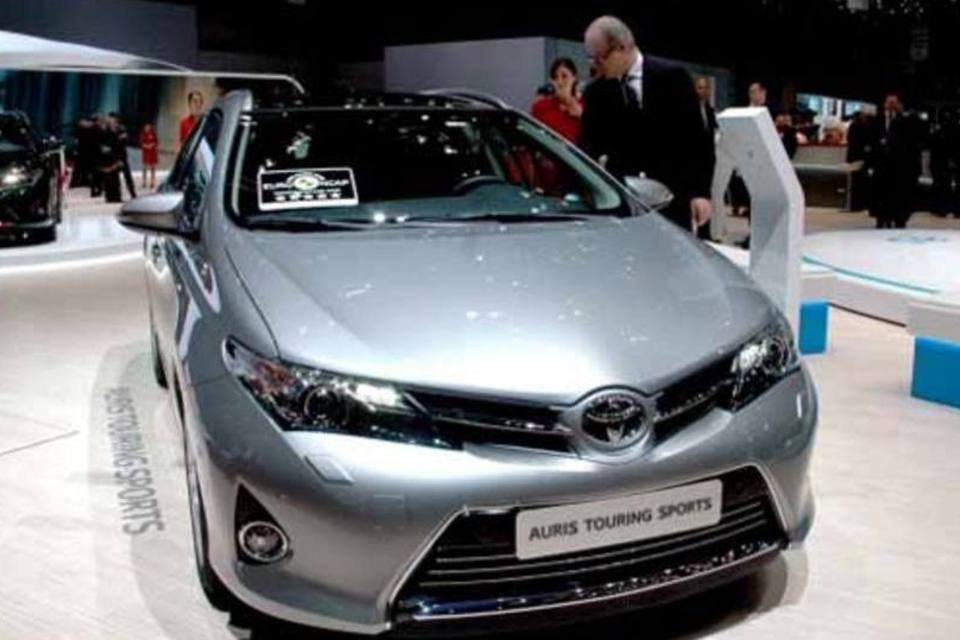 Toyota constrói carro ao vivo no Twitter
