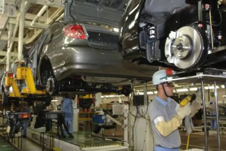 Linha de montagem em Indaiatuba (SP): custo de produção cresceu 12% em um ano (Divulgação/Toyota)