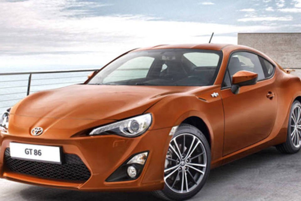 Toyota mostra detalhes do GT 86