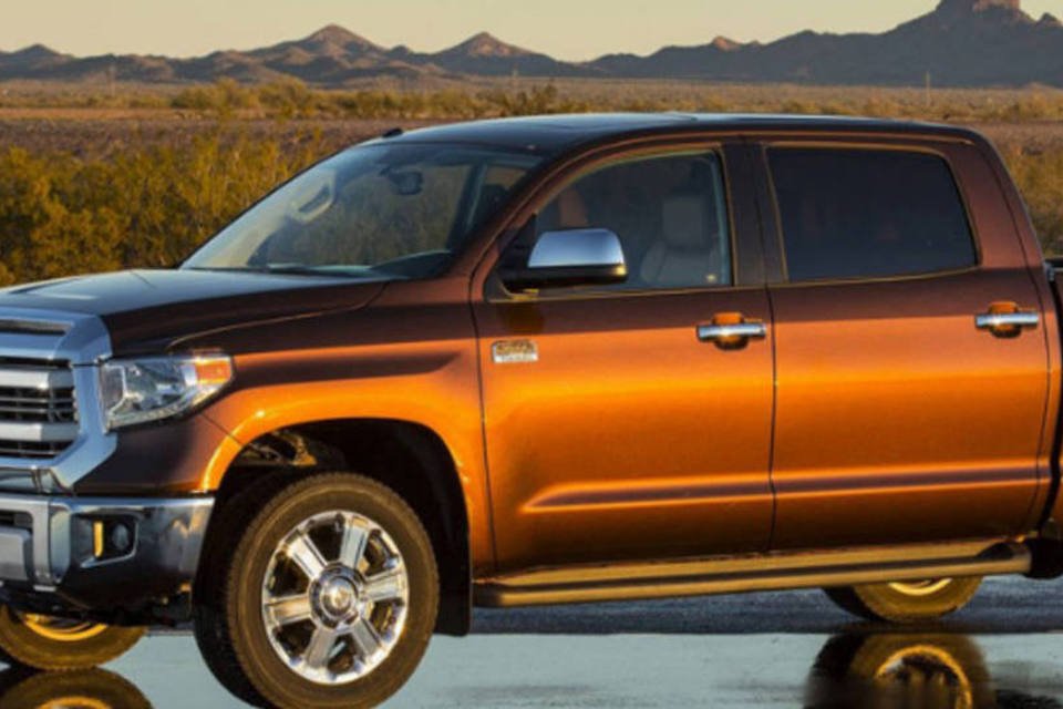 Toyota anuncia recall de 130 mil picapes Tundra