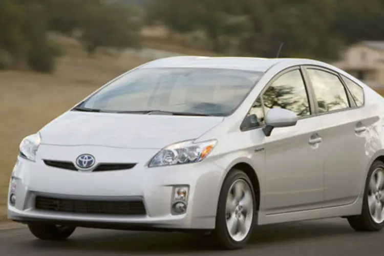 toyota_prius_600-jpg.jpg (.)