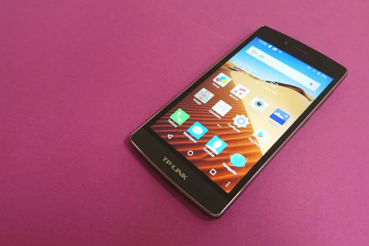 Smartphone TP Link (Marina Demartini/EXAME.com)