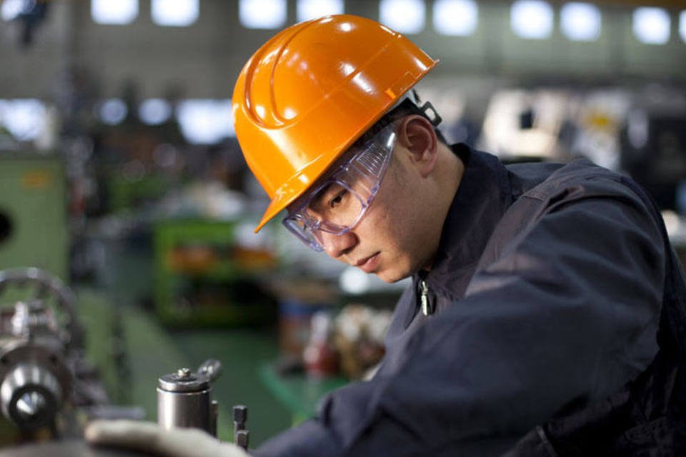 Produção industrial e emprego têm queda, diz pesquisa da CNI