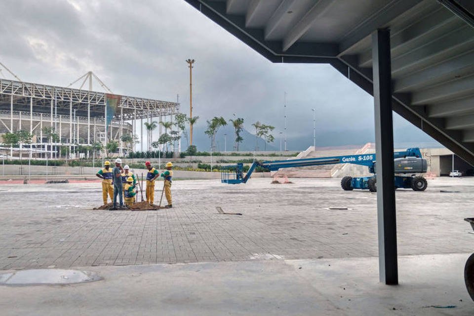 Deputados de comissão visitam Parque Olímpico no Rio