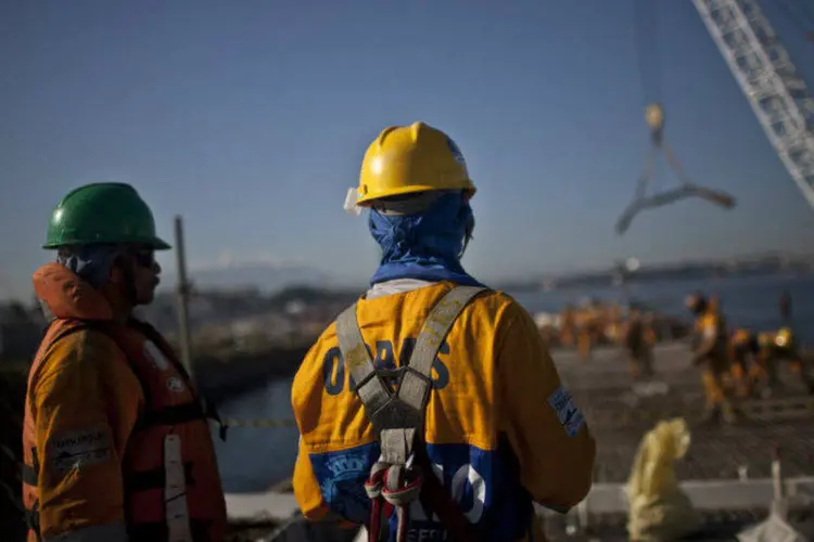 
	Trabalhadores: O segundo componente do INCC-M - materiais, equipamentos e servi&ccedil;os - subiu com menos intensidade: passando de 0,67% para 0,47%
 (Dado Galdieri/Bloomberg)