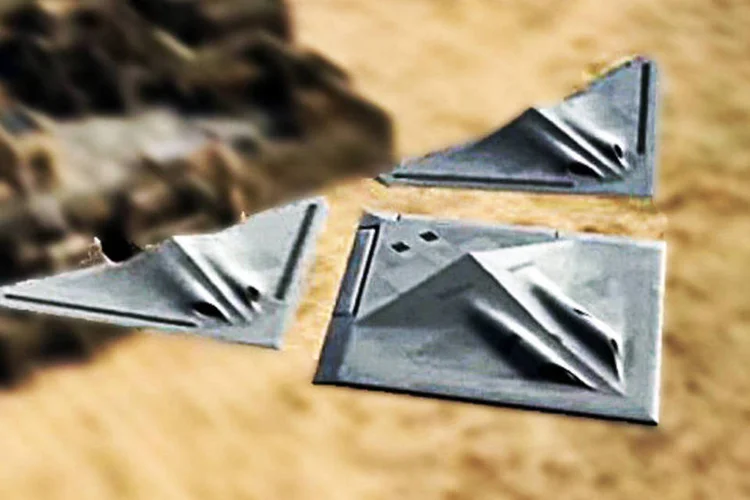 
	Tr&ecirc;s em um: durante o voo, avi&atilde;o Transformer pensado pela BAE Systems poderia se dividir em tr&ecirc;s
 (BAE Systems/YouTube)