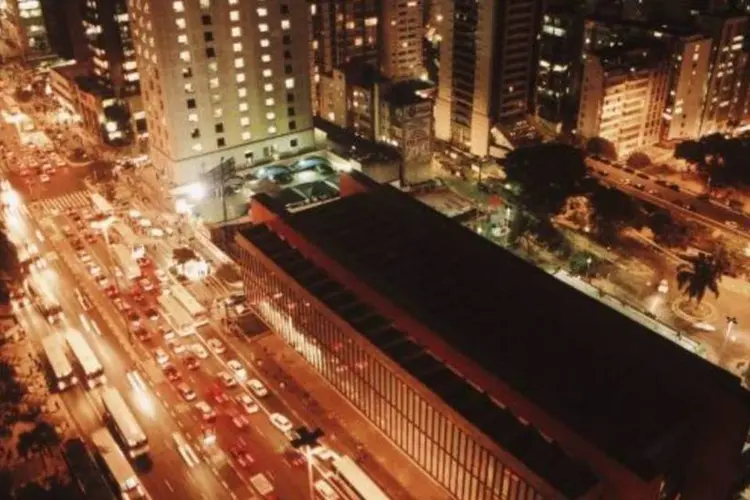 Avenida Paulista,  São Paulo: Níveis de endividamento do estado estão entre os mais altos do país, diz Fitch (Mario Rodrigues/Veja São Paulo)