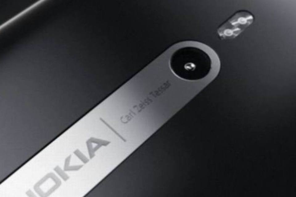 Moody's corta Nokia para "lixo" com temor sobre caixa