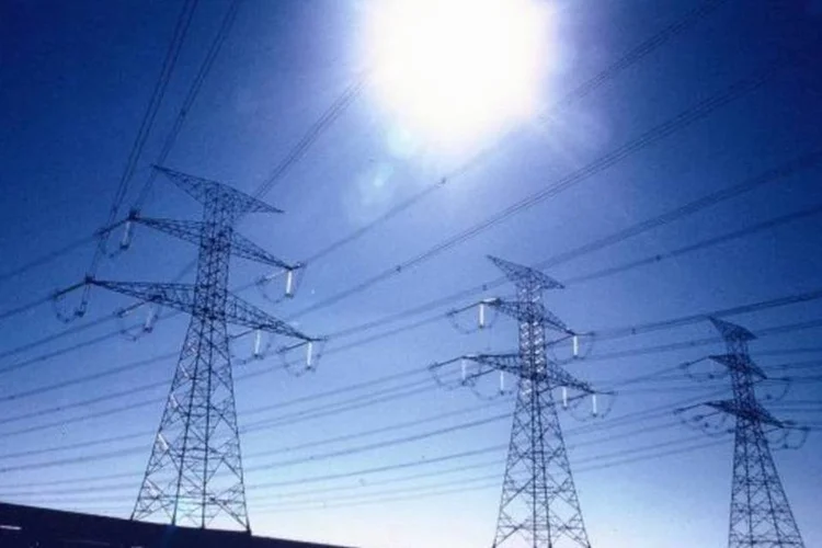 
	Energia: em mar&ccedil;o, o minist&eacute;rio havia afirmado que os pagamentos &agrave;s transmissoras deveriam ter in&iacute;cio apenas em 2019
 (Divulgação/Divulgação)