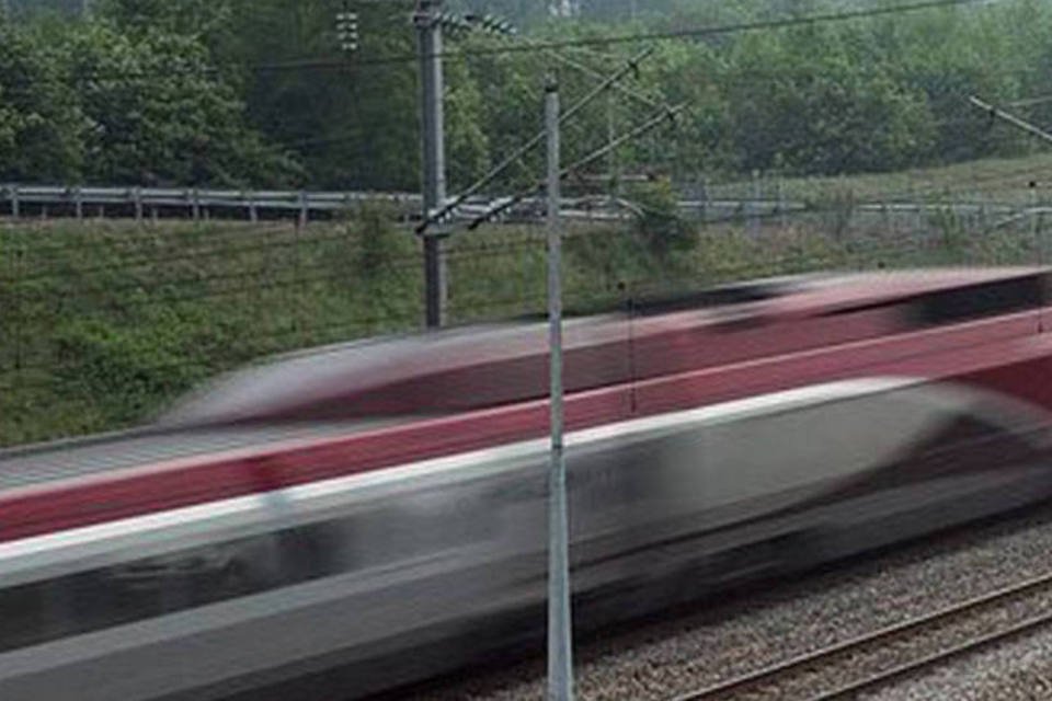 Governo britânico aprova rede de trens de alta velocidade