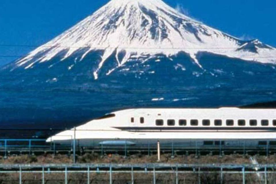 Japão desenvolve trem-bala capaz de chegar a 360 km/h