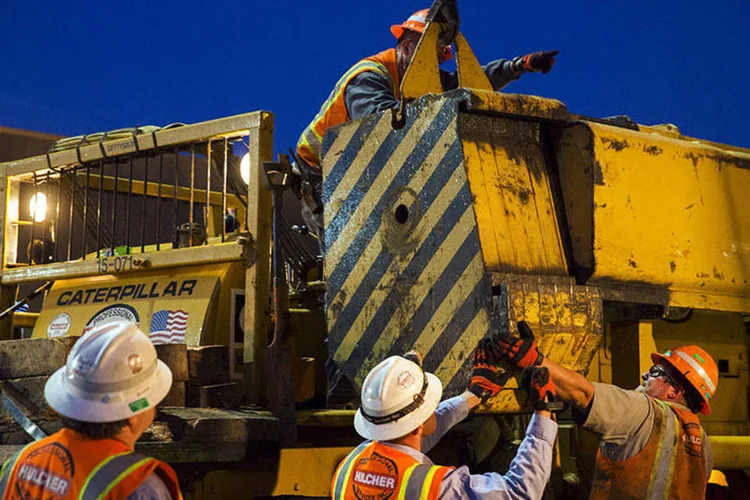 
	Pelo menos cinco feridos no acidente com o trem que fazia a rota entre Washington e Nova York permanecem em estado cr&iacute;tico
 (REUTERS/Lucas Jackson)