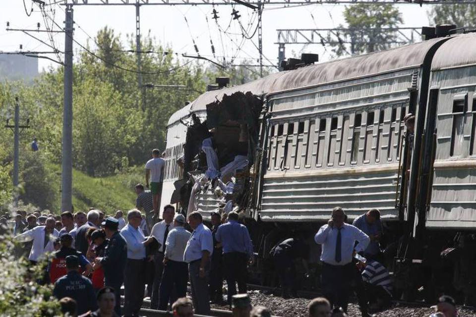 Choque de trens deixa seis mortos na Rússia