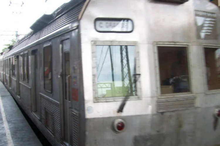 
	Trem da Supervia: concession&aacute;ria foi multada em R$ 868.474,96 no processo que apurou qualidade do atendimento aos usu&aacute;rios em incidente de 22 de janeiro
 (Missionary/Wikimedia Commons)