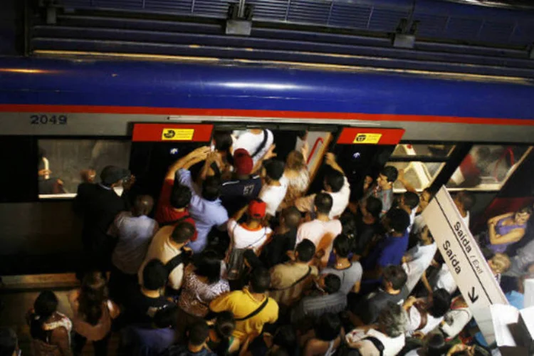 
	Em caso de greve, metrovi&aacute;rios est&atilde;o obrigados a trabalhar em 100% no hor&aacute;rio de pico, e em 70% nos demais hor&aacute;rios
 (Marcos Santos/USP Imagens)