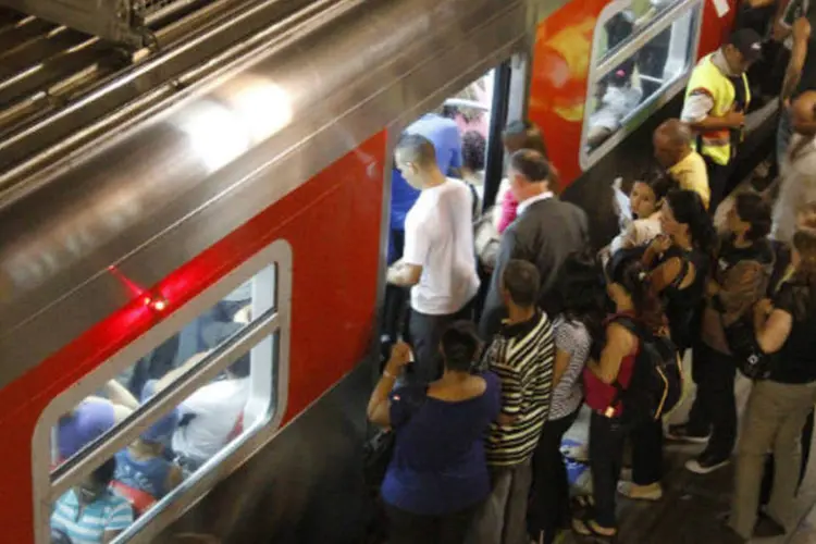 
	Trem da CPTM, em S&atilde;o Paulo: As seis linhas da CPTM transportam cerca 2,3 milh&otilde;es de passageiros por dia.
 (Marcos Santos/USP Imagens/Agência USP)