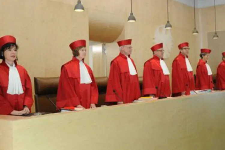 Juízes do segundo senado do Tribunal Constitucional da Alemanha: a decisão sairá em 12 de setembro (Uli Deck/AFP)
