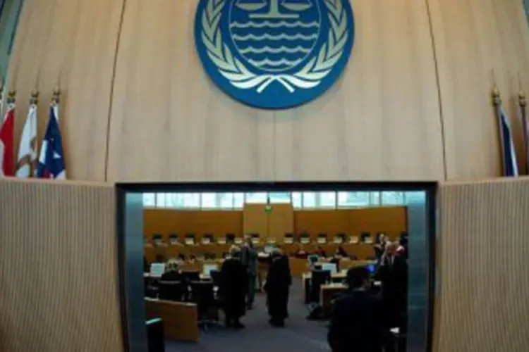 
	Sala de audi&ecirc;ncias do Tribunal do Direito do Mar: a Argentina considerou que Gana violou Conven&ccedil;&atilde;o da ONU que estabelece que &quot;as imunidades dos navios de guerra n&atilde;o ser&atilde;o afetadas&quot;
 (Johannes Eisele/AFP)