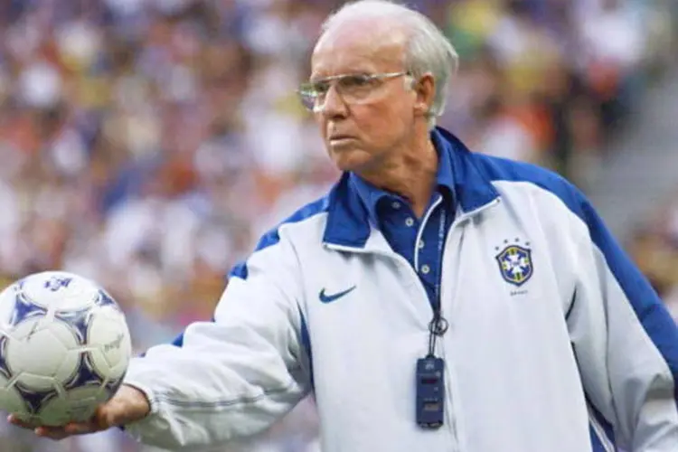 
	Zagallo: em nota de apenas uma linha, a assessoria de imprensa do tricampe&atilde;o de futebol limitou-se a confirmar, na manh&atilde; de hoje (9), que ele estava internado
 (Getty Images)