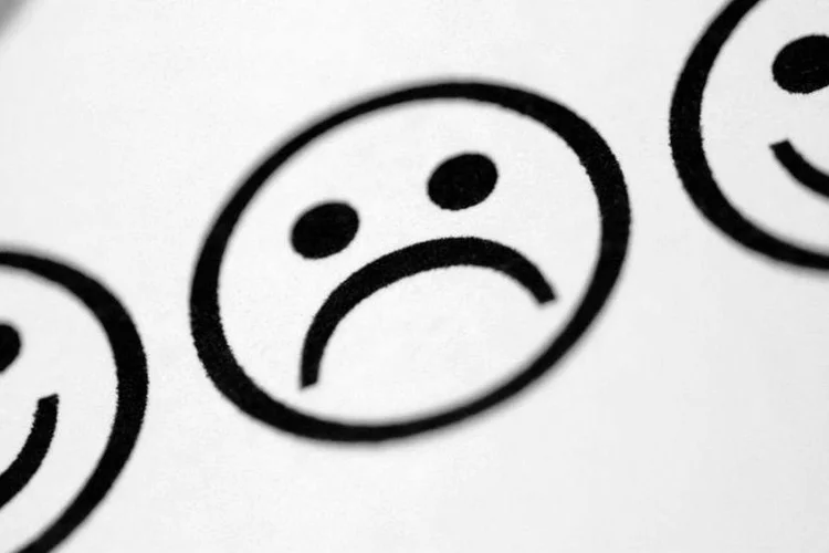 Adeus: Atualmente, a CVM analisa 11 pedidos de OPAs para fechamento de capital (Thinkstock/Medioimages/Photodisc)