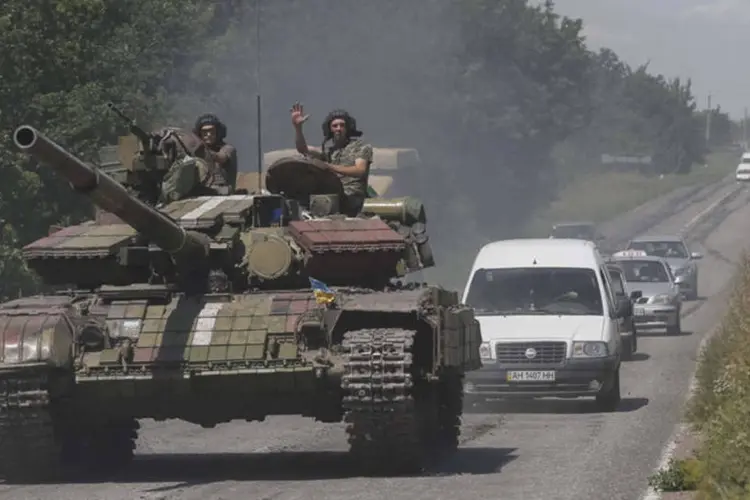 
	Tropas ucranianas em Donetsk: nas &uacute;ltimas 24 horas, seis militares morreram
 (Gleb Garanich/Reuters)