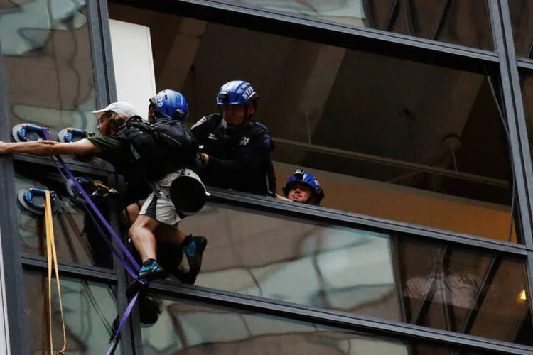 
	Trump Tower: Stephen Rogata deve responder por colocar algo ou algu&eacute;m em perigo e por invas&atilde;o criminosa
 (Lucas Jackson/Reuters)