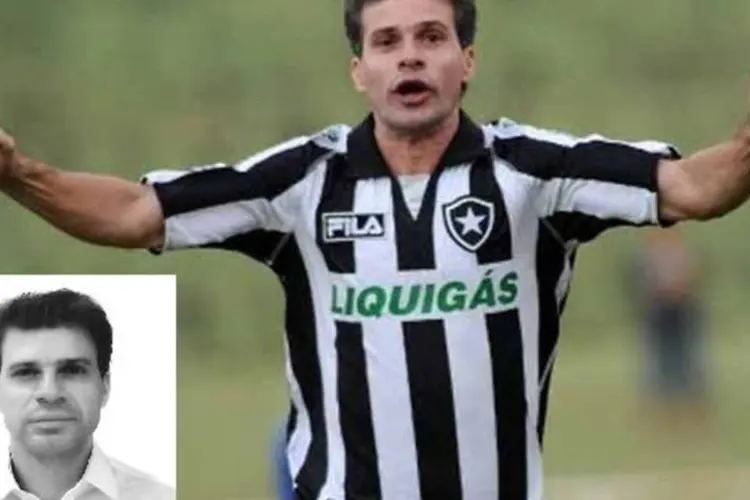 O jogador quer marcar mais oito gols em outro clube para então voltar ao Botafogo e marcar seus últimos sete gols pelo time alvinegro (Divulgacao (foto grande)/TSE (foto pequena))