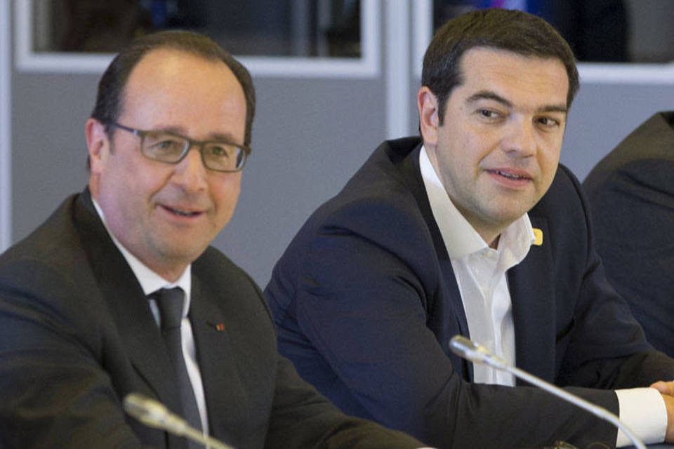 Paris trabalhará com governo grego para aplicação do resgate