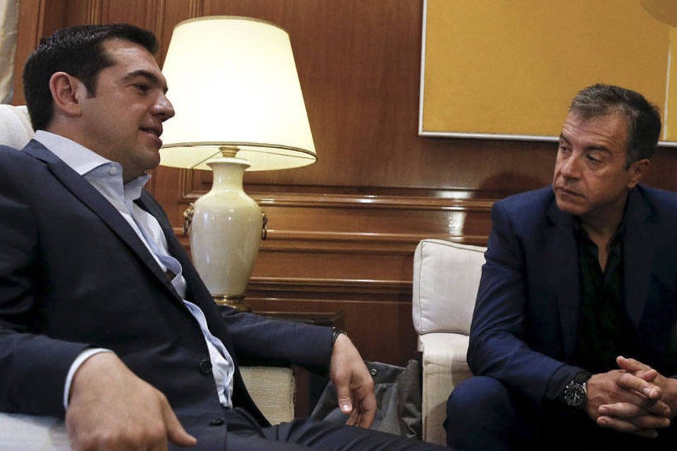 Partido de centro da Grécia pede que Tsipras alcance acordo