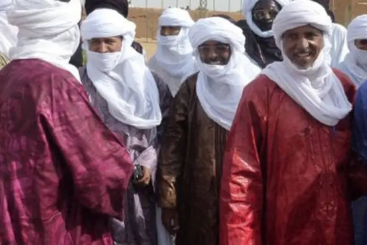 Os tuaregues estão espalhados entre Níger, Mali, Argélia, Líbia e Burkina Faso
 (Boureima Hama/AFP)