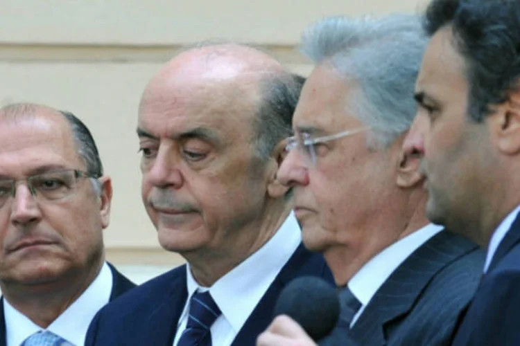 
	Alckmin, Serra, FHC e A&eacute;cio Neves: A&eacute;cio destacou experi&ecirc;ncia de Alckmin como governador de S&atilde;o Paulo e tamb&eacute;m como ex-candidato a presidente
 (Fabio Rodrigues Pozzebom/ABr)