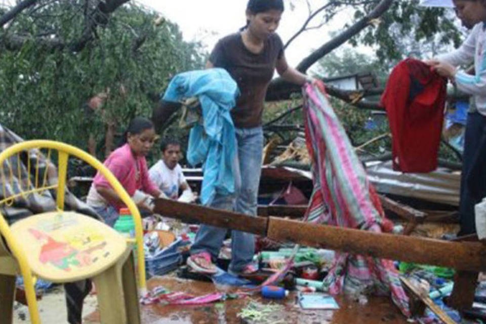 Tufão "Bopha" mata 45 pessoas nas Filipinas