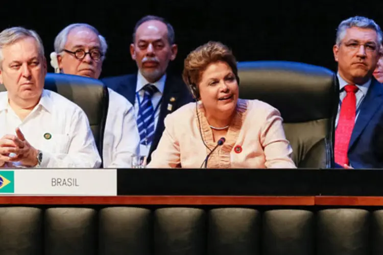Presidente Dilma Rousseff durante a I Sessão de trabalho da II Cúpula da Comunidade dos Estados Latino-Americanos e Caribenhos, em Havana (Roberto Stuckert Filho/PR)