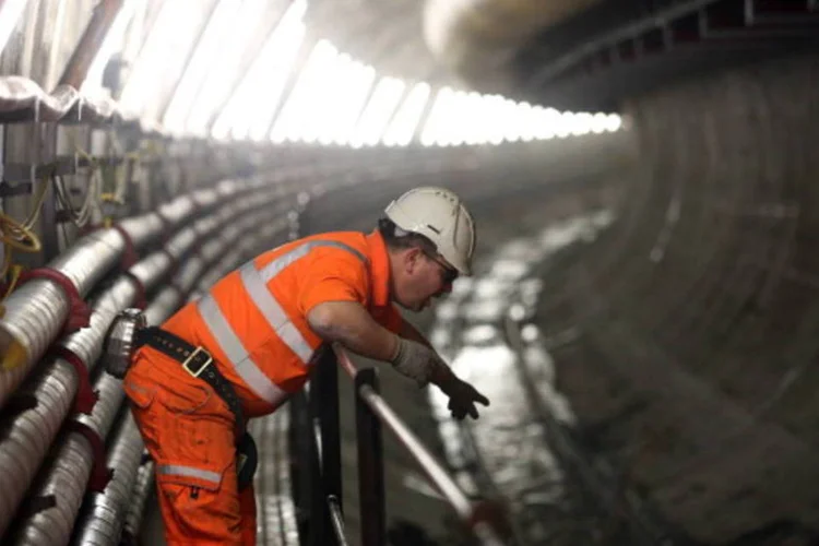 
	Ferrovia: segundo Quintella, o governo pretende construir at&eacute; 8 de julho o documento com o novo modelo para concess&otilde;es para &aacute;rea de infraestrutura em transporte
 (Bloomberg via Getty Images)