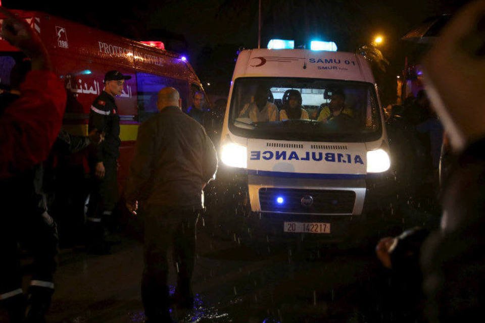 Explosão de ônibus na Tunísia deixa ao menos 12 mortos