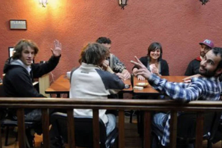Um grupo de turistas, a maioria franceses, está preso no sul da Bolívia devido a greve na região (Aizar Raldes/AFP)
