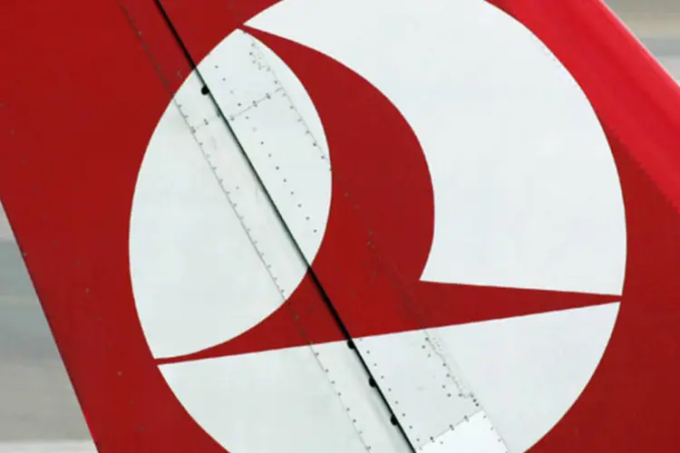 Asa de um avião da Turkish Airlines, um dos patrocinadores da candidatura olímpica de Istambul (Scott Barbour/Getty Images)