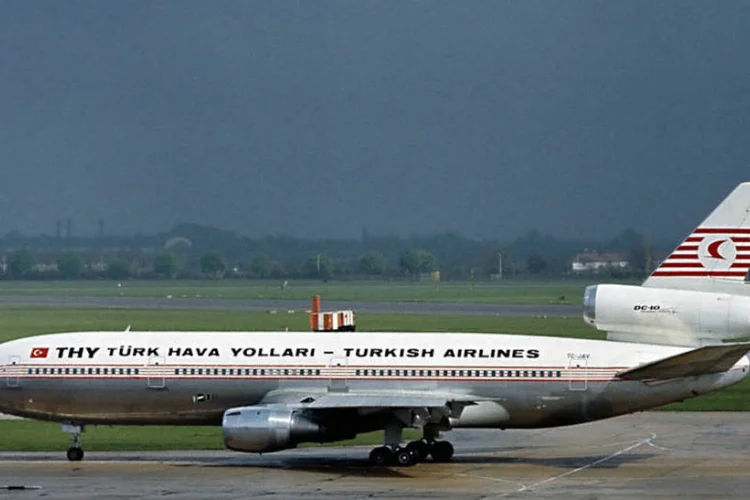 
	Avi&atilde;o da Turkish Airlines: vazamento foi encontrado no complexo de manejo de carga do aeroporto
 (Steve Fitzgerald/Wikimedia Commons)