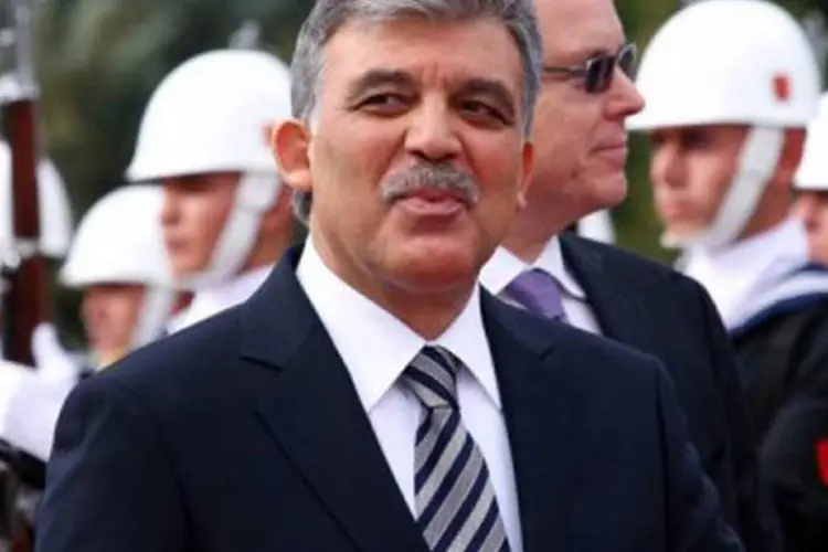 
	O presidente turco Abdul&aacute; G&uuml;l: &quot;nada mais natural que tomemos todas as medidas necess&aacute;rias para nossa pr&oacute;pria defesa&quot;
 (Adem Altan/AFP)
